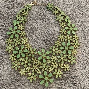 Bcbg statement necklace